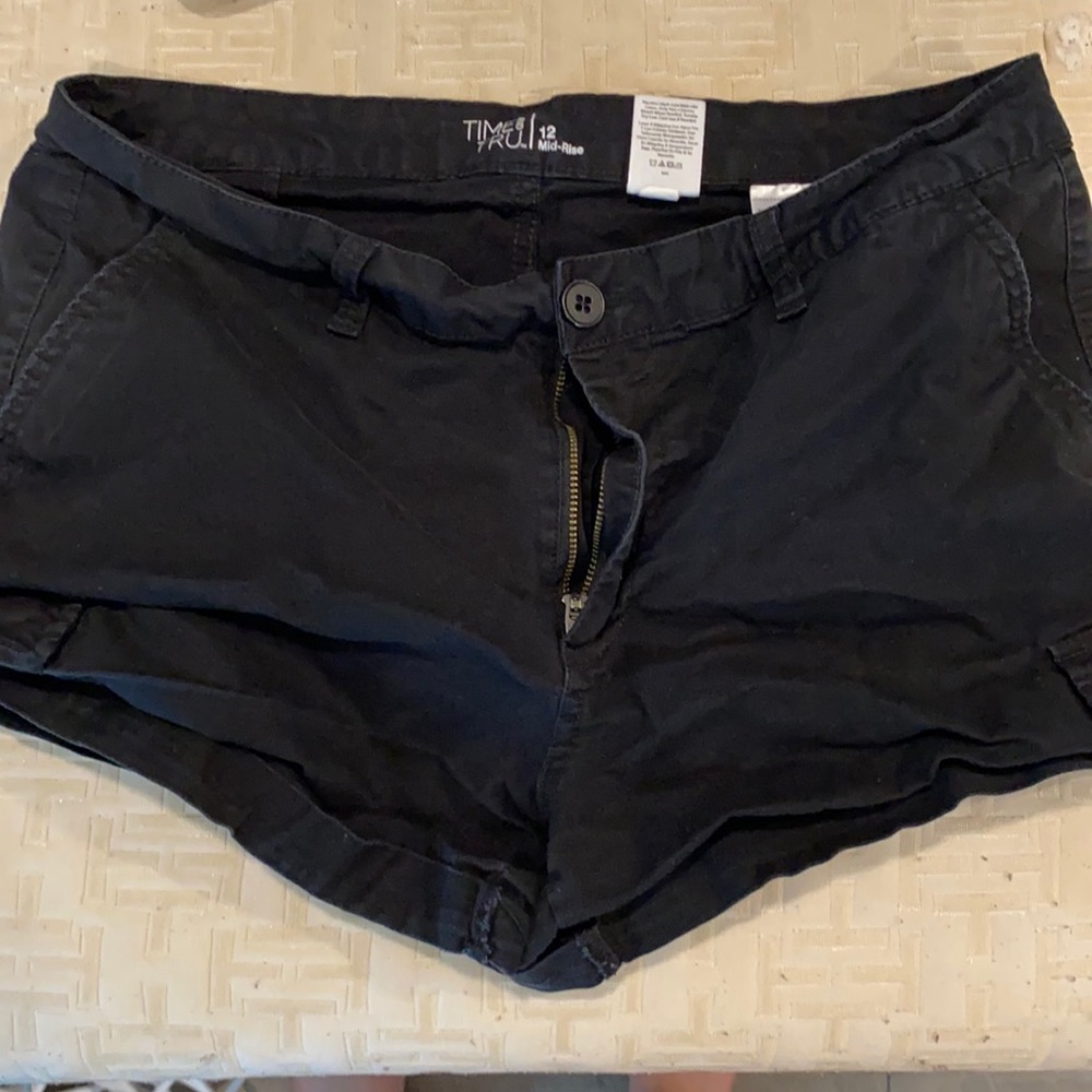 Black short shorts